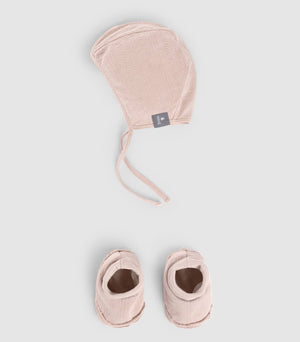 SNUG Baby Organic Cotton Bonnet And Bootie Set For Newborn