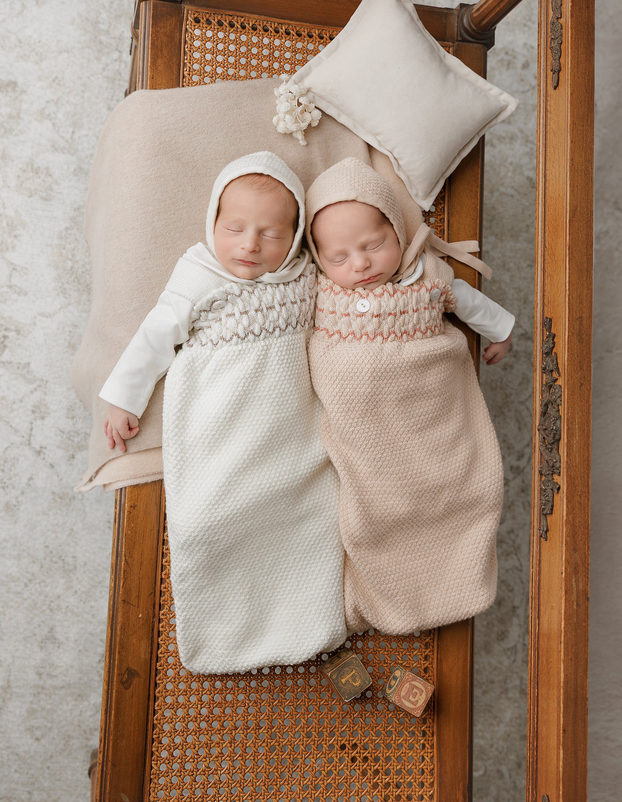 Peluche Smocked Knit Sack + Bonnet