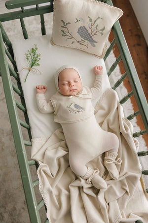 Peluche Bebe – Knit Cross Stitch Overlay Bib