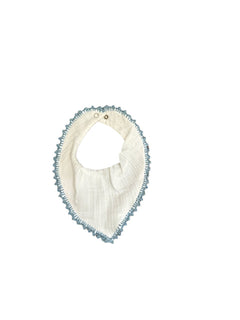 YAARN Muslin Bib