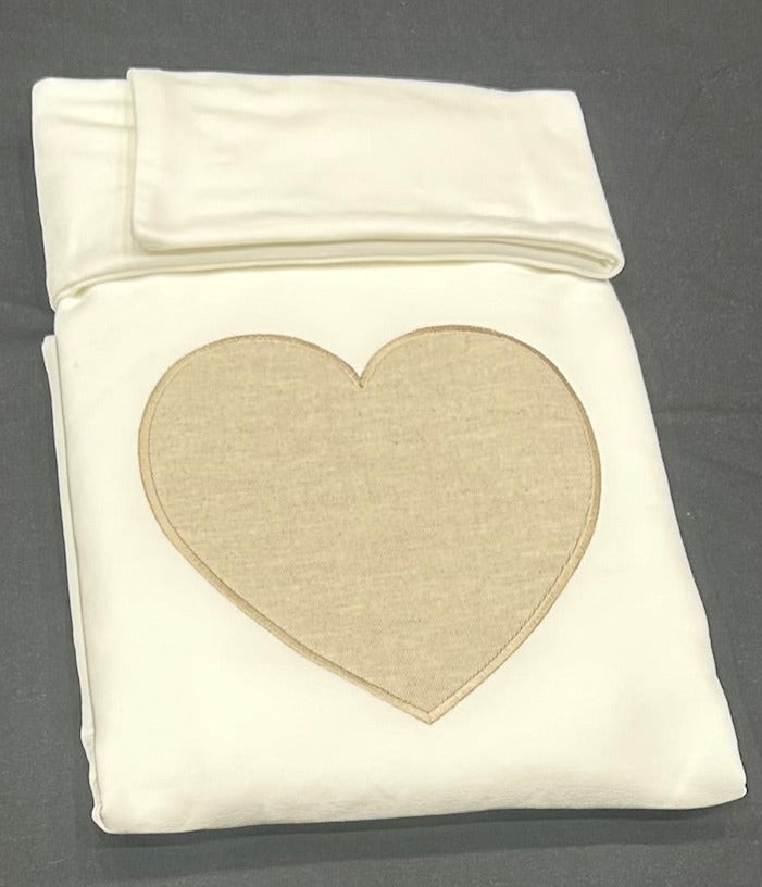 LINEN HEART BLANKET