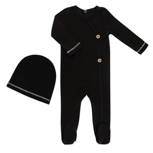 Little Label Weekend Footie & Hat Set (Buttons) – Black Cotton Essentials at Little Loungers