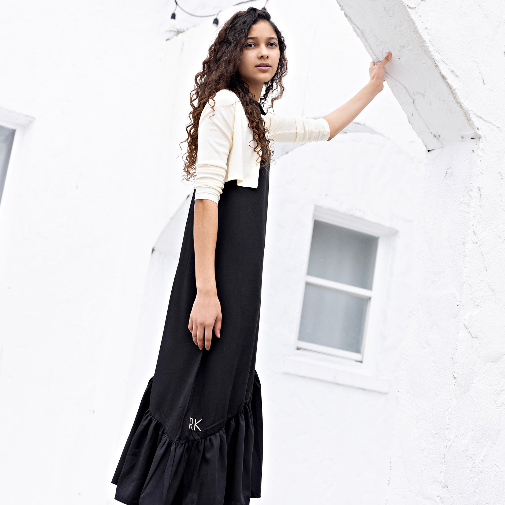 Retro Kid – Emery Slanted Tier Collar Maxi Dress