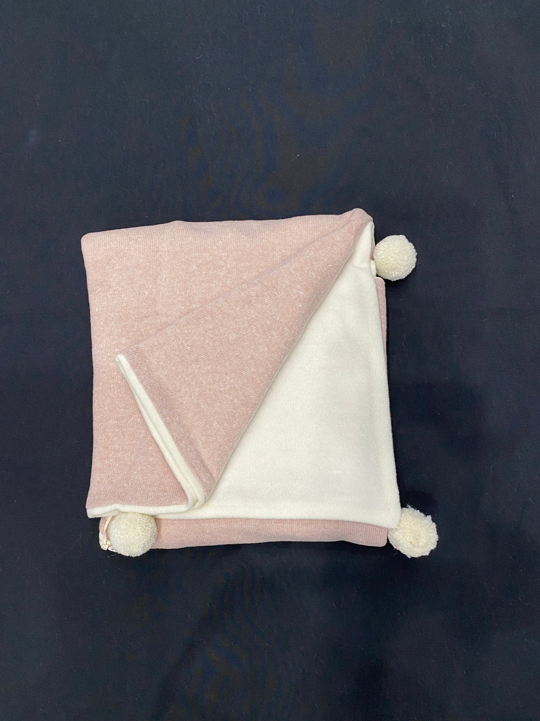 Latte Knit Blanket Ivory/Mauve w/Poms