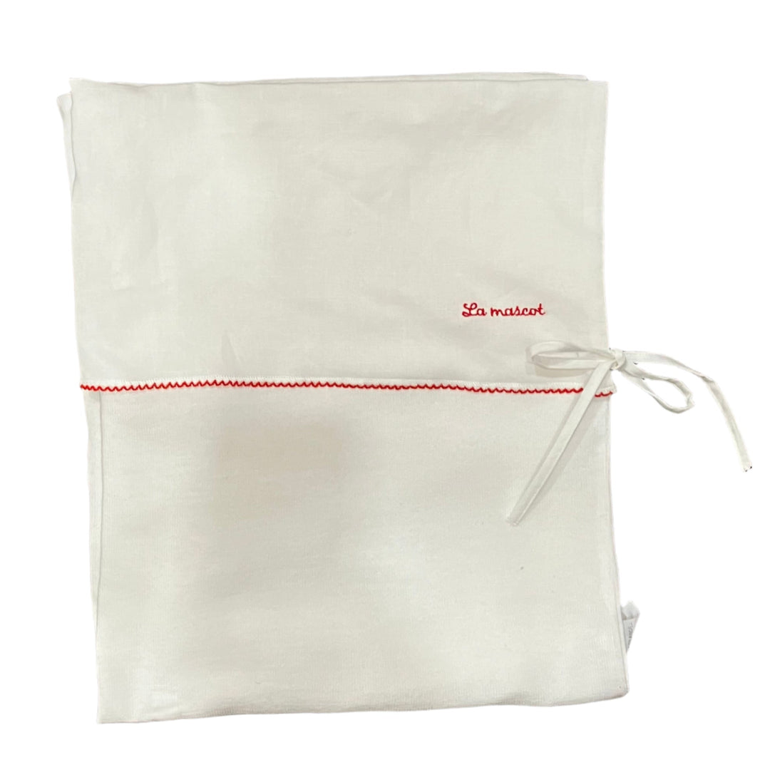La Mascot White/Red Picot Trim Blanket
