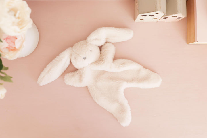 Darcey Bunny Comforter Ivory