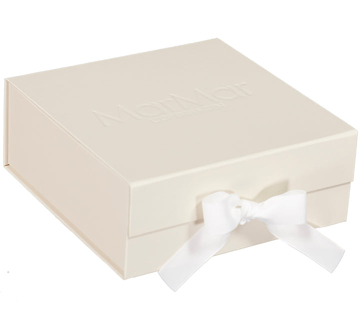 newborn gift box onesie footed leggings 2
