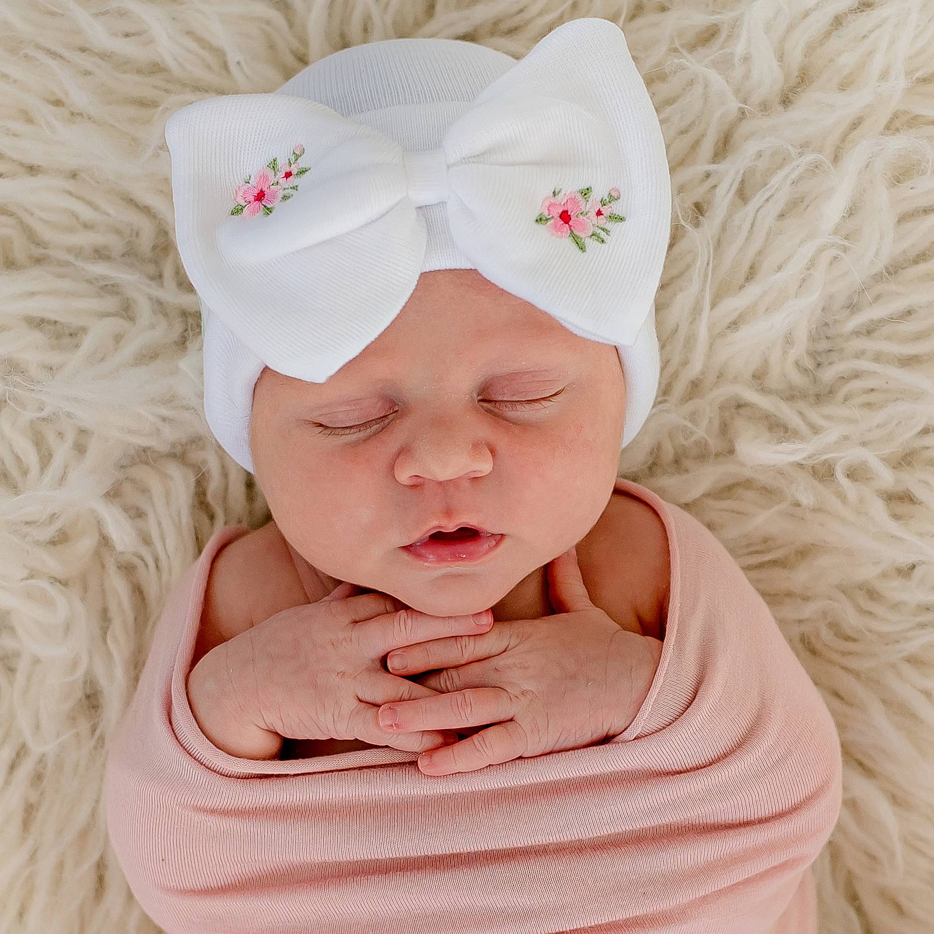 Flowers Embroidered White Bow Hospital Hat: Newborn