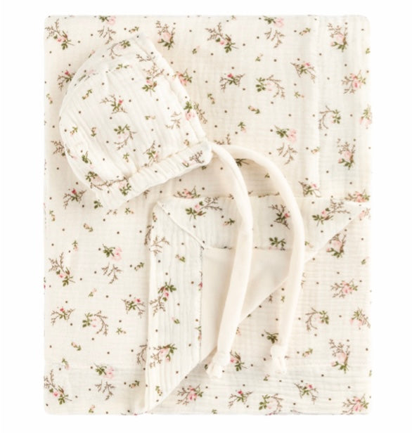 Bebe Beaute Cream Muslin Bonnet
