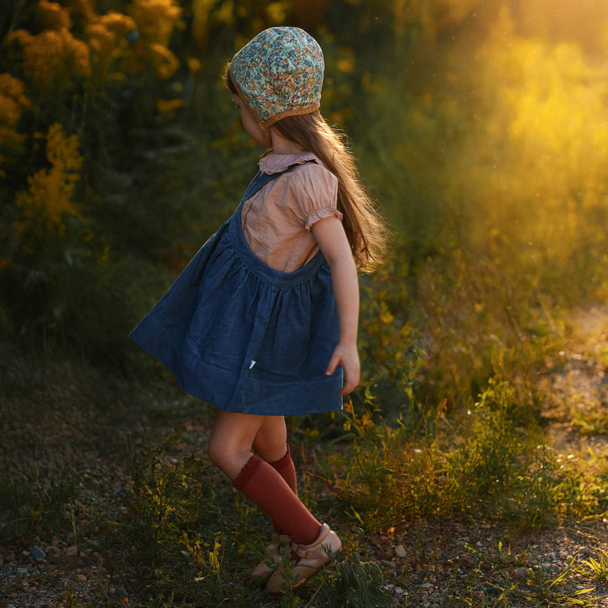 Lillies Dream - The Pebble Pinafore: 3T