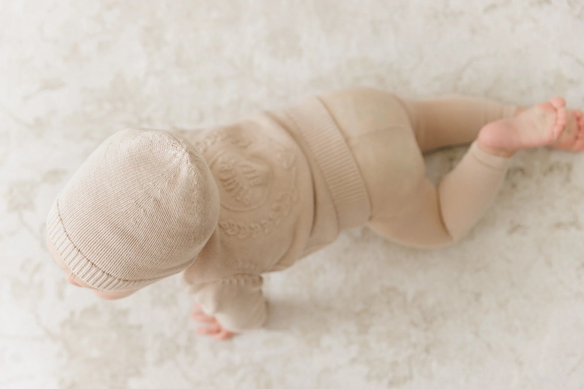 Peluche Bebe – Kids Taupe Embossed Knit Cardigan