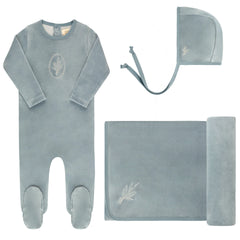 Ely's & Co Blue Velour Center Floral Take Me Home Set