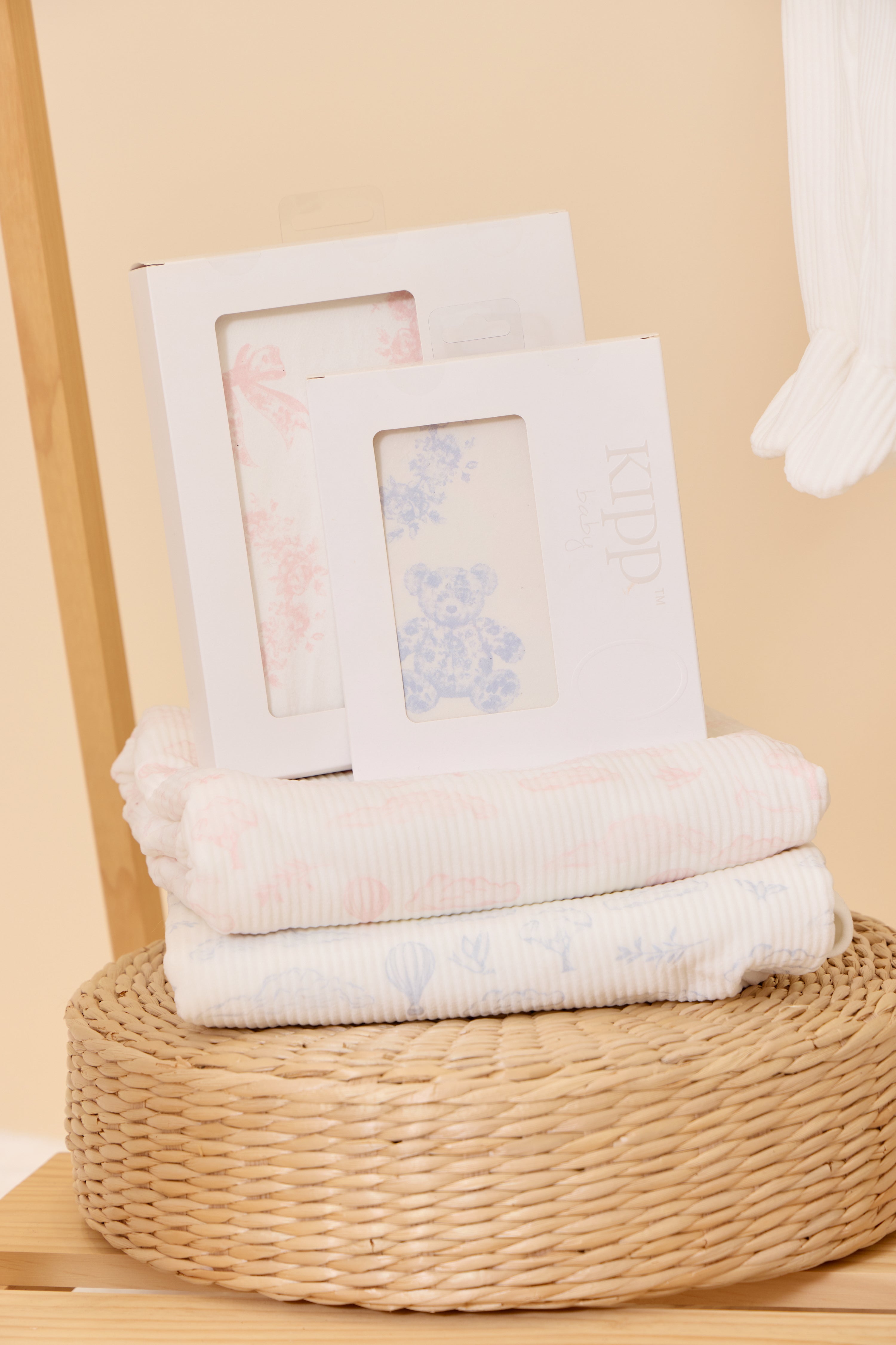 Kipp Baby pink Petit Toile fitted porta crib sheet for babies