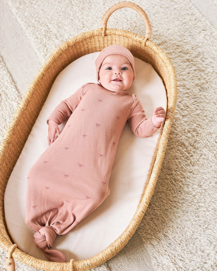 Quincy Mae Bows Knotted Baby Gown with Hat