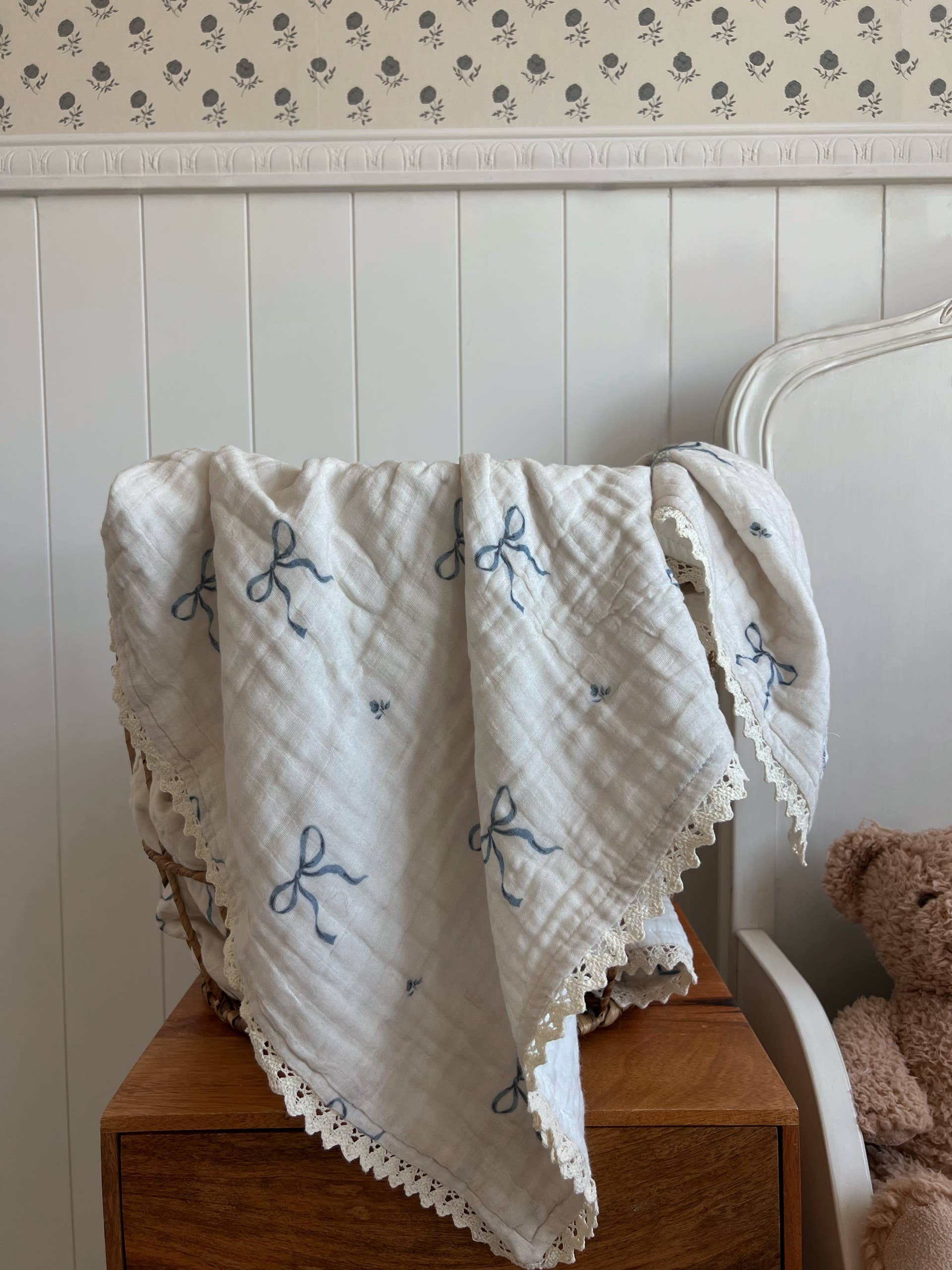 Dreamy Skies Baby - Blue Bows 6 Layer Gauze Blanket
