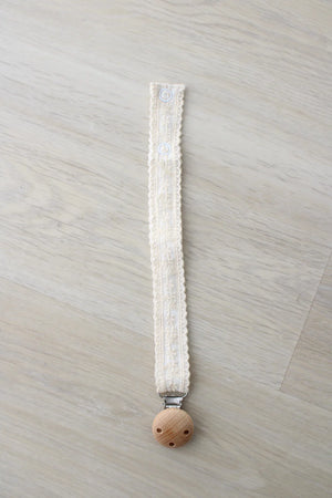 Little Threads - Ivory Floral Lace Pacifier Clip