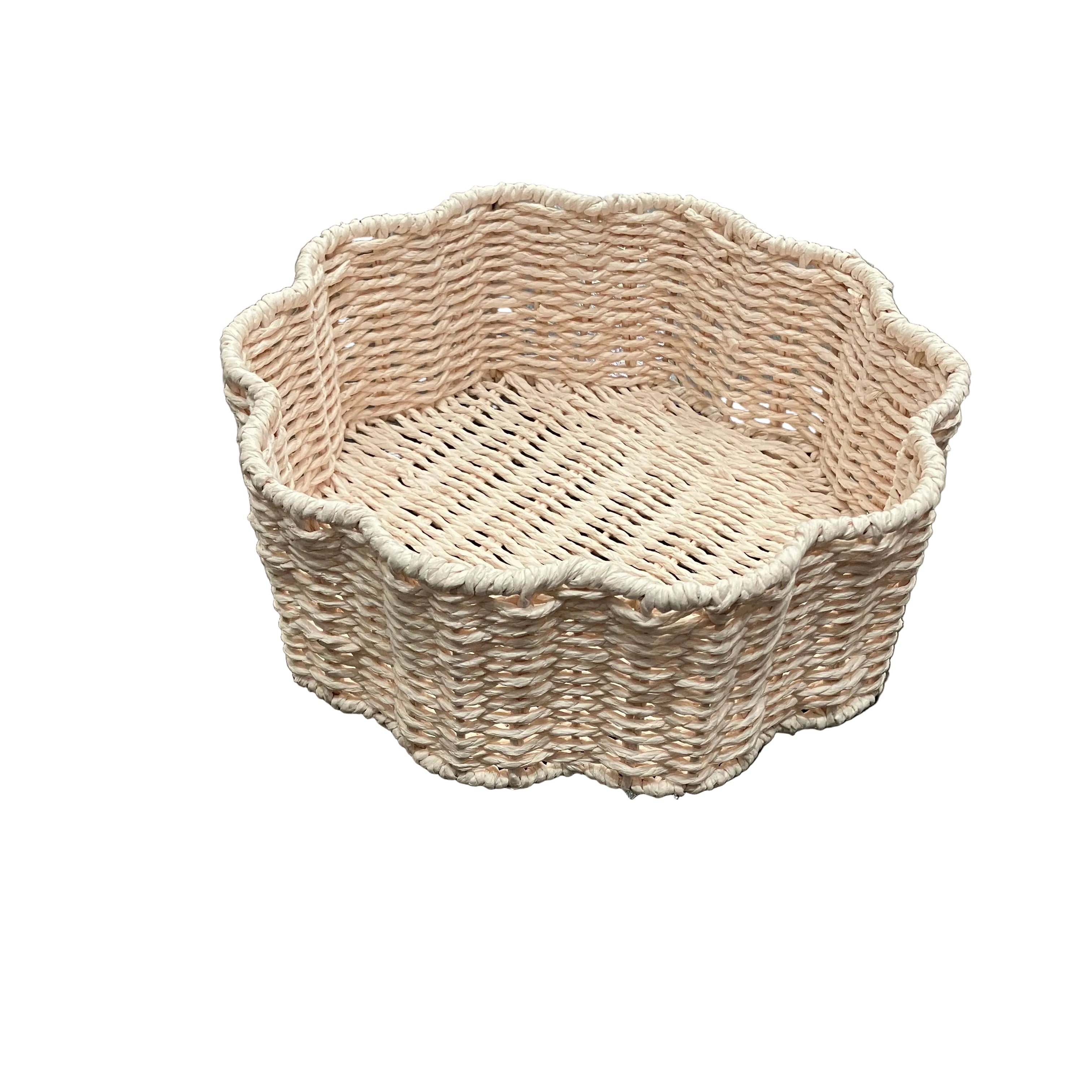 Scalloped Gift Basket – Signature Petal Frame
