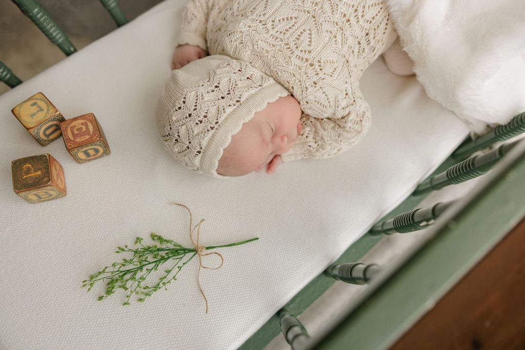 Peluche Bebe – Eyelet Knit Cropped Cardigan & Bonnet Set