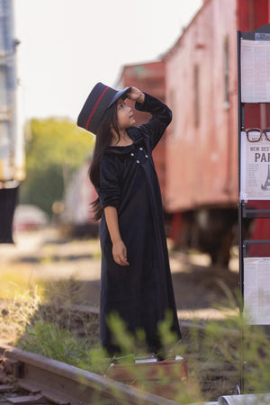 Mini Nod – Black Cherry Collar Velour Maxi