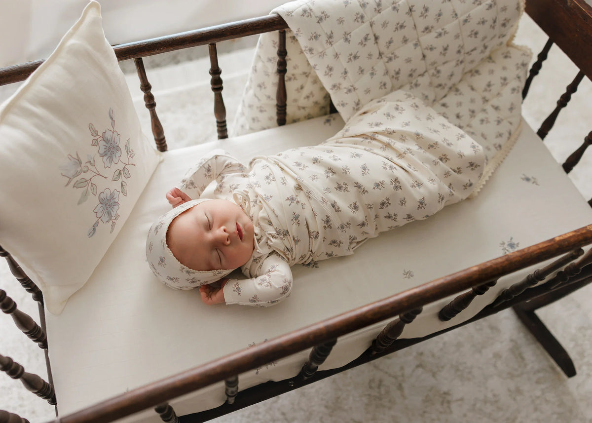 Peluche Bebe – Blossom Swaddle Powder