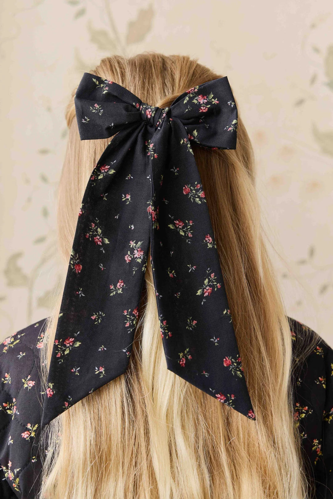 Jamie Kay Bianca Noir Alora Bow