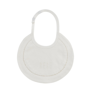 The Kipp Baby – White Bebe Bib is a charming everyday essential designed 