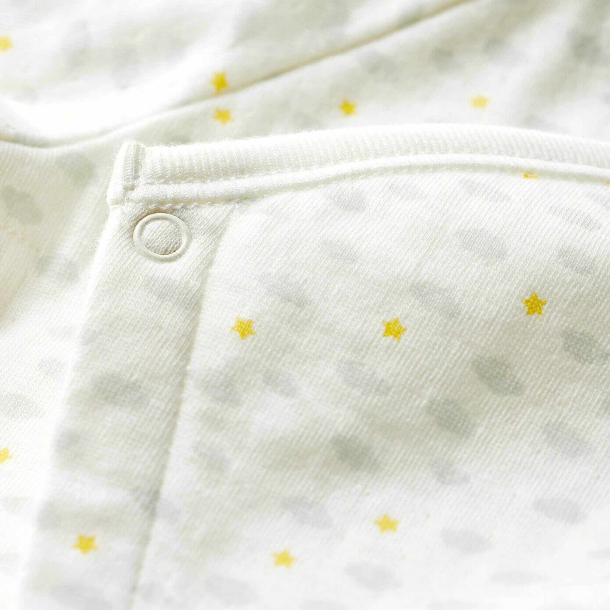 Petit Bateau - Baby Side Snap Footie – Cloud Print Organic Cotton Newborn Sleeper