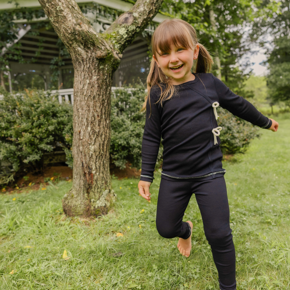 Little Label Weekend Wrap Pajama (Bows) – Black Girls’ Sleepwear at Little Loungers