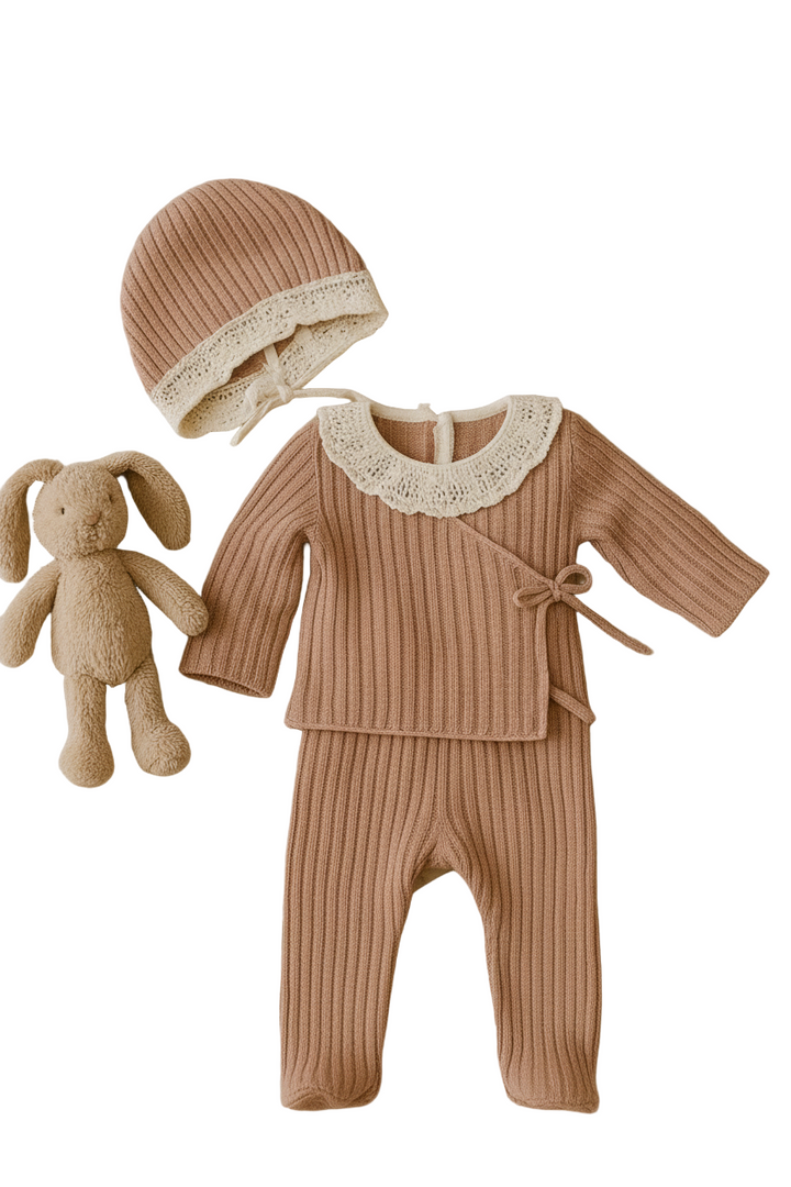 Rose Rib Lurex Lace Trim Bonnet