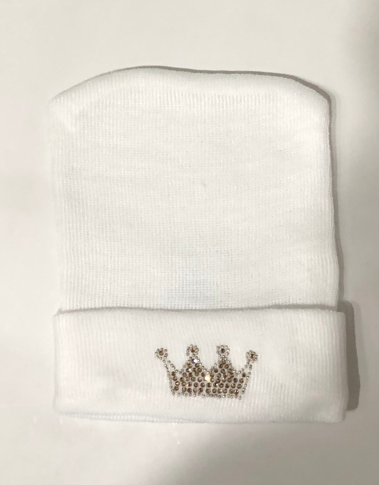 Appliqué Hospital Hat for Newborn Babies | Luxury Newborn Take-Home Essential