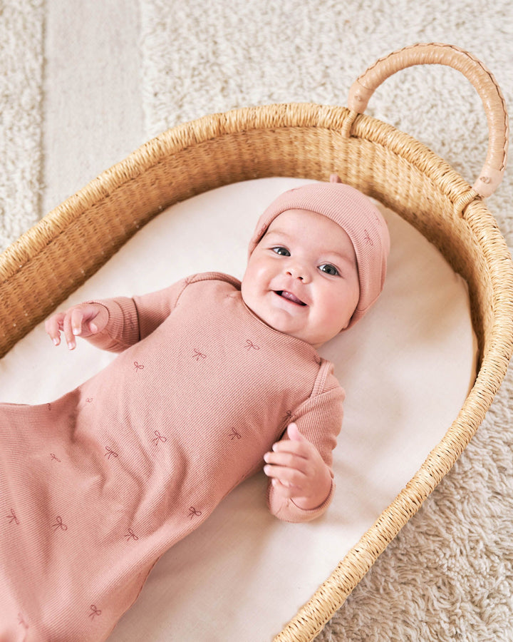 Quincy Mae Bows Knotted Baby Gown with Hat