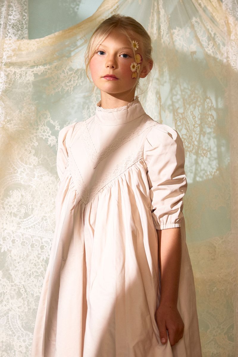 Francesca Guiliano - Taffeta Lace V Design Gown