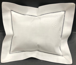 EMBROIDERED LINEN LIKE PILLOW