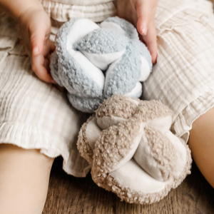 Little Lamb Kind - MONTI // Montessori toy // BABY TOY // Oat: Oat