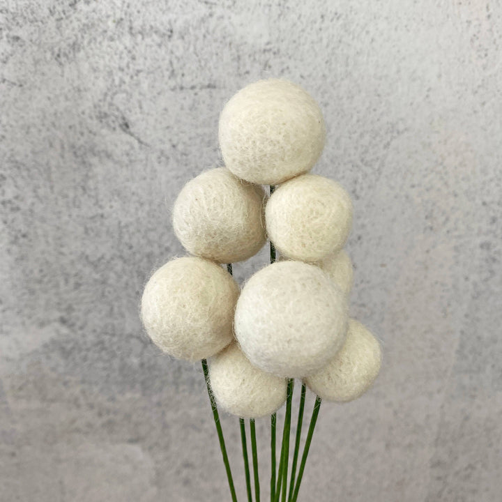 Oakwind Hollow - Set of 8 Felted Wool Flower Ball Bouquet Fresh Cream