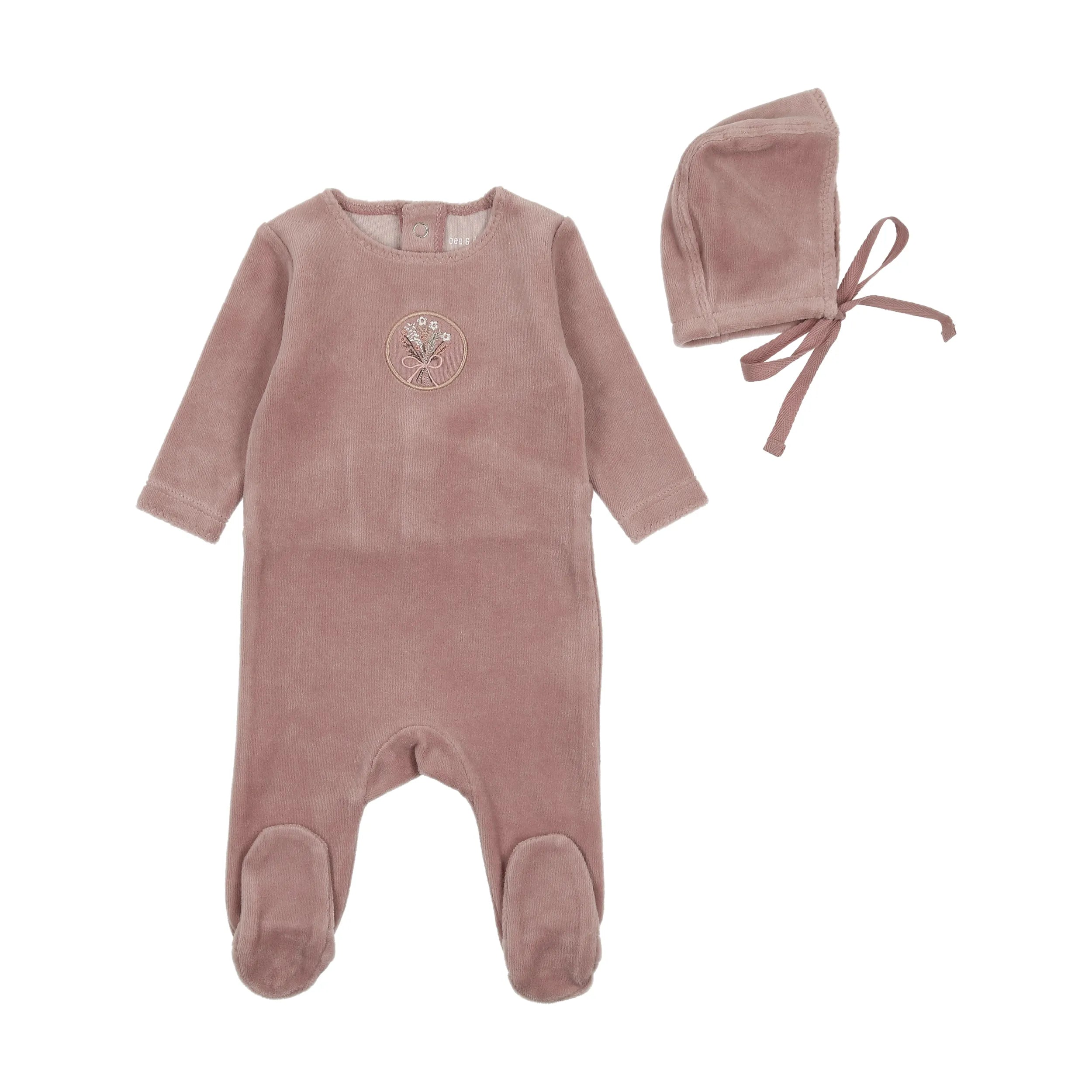 Bee & Dee Hushed Violet  Embossed Center Footie + Bonnet