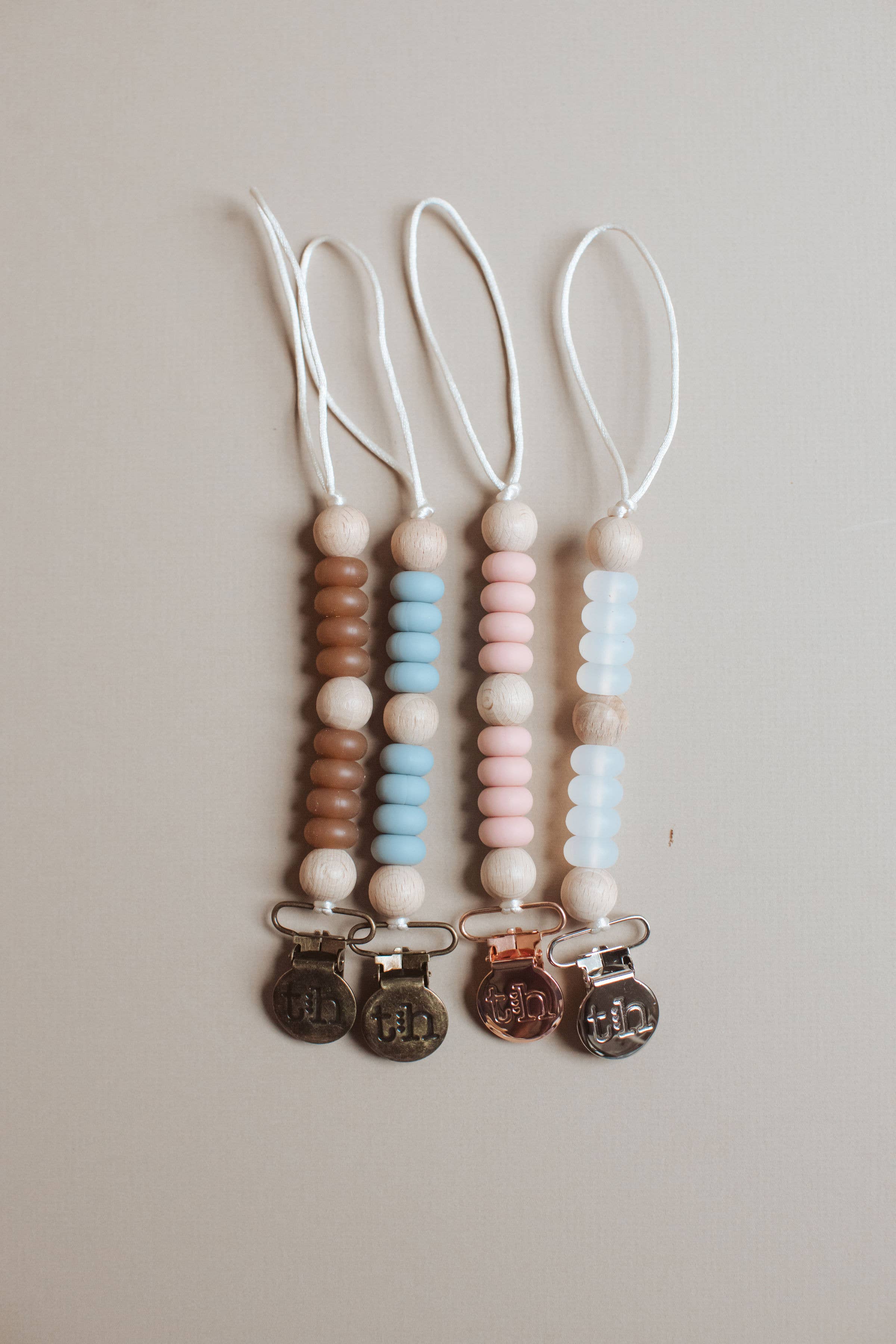 Three Hearts & Co. - LE Petite Asher Pacifier & Toy Clip - BPA Free Silicone: Clear