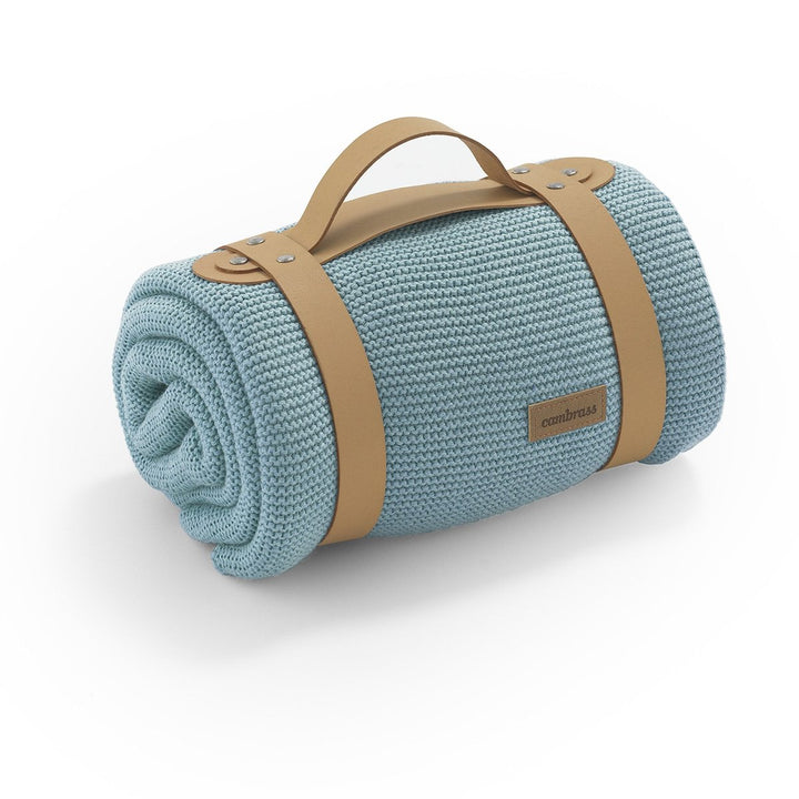 BAMBOO KNITTED BLANKET WITH LEATHER HOLDER