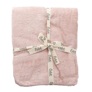 A breathtaking Calla & Friends hooded bath towel in petal pink, featuring ultra-soft bamboo cotton for immaculate post-bath comfort.