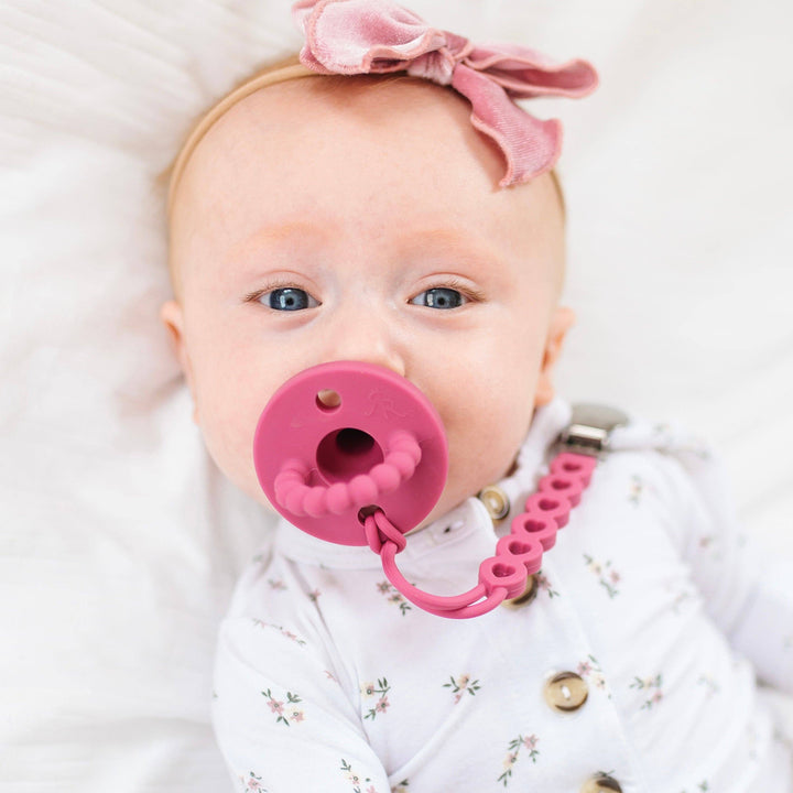 Ryan & Rose - Hart Cutie Clip (Pacifier Clip): Mauve