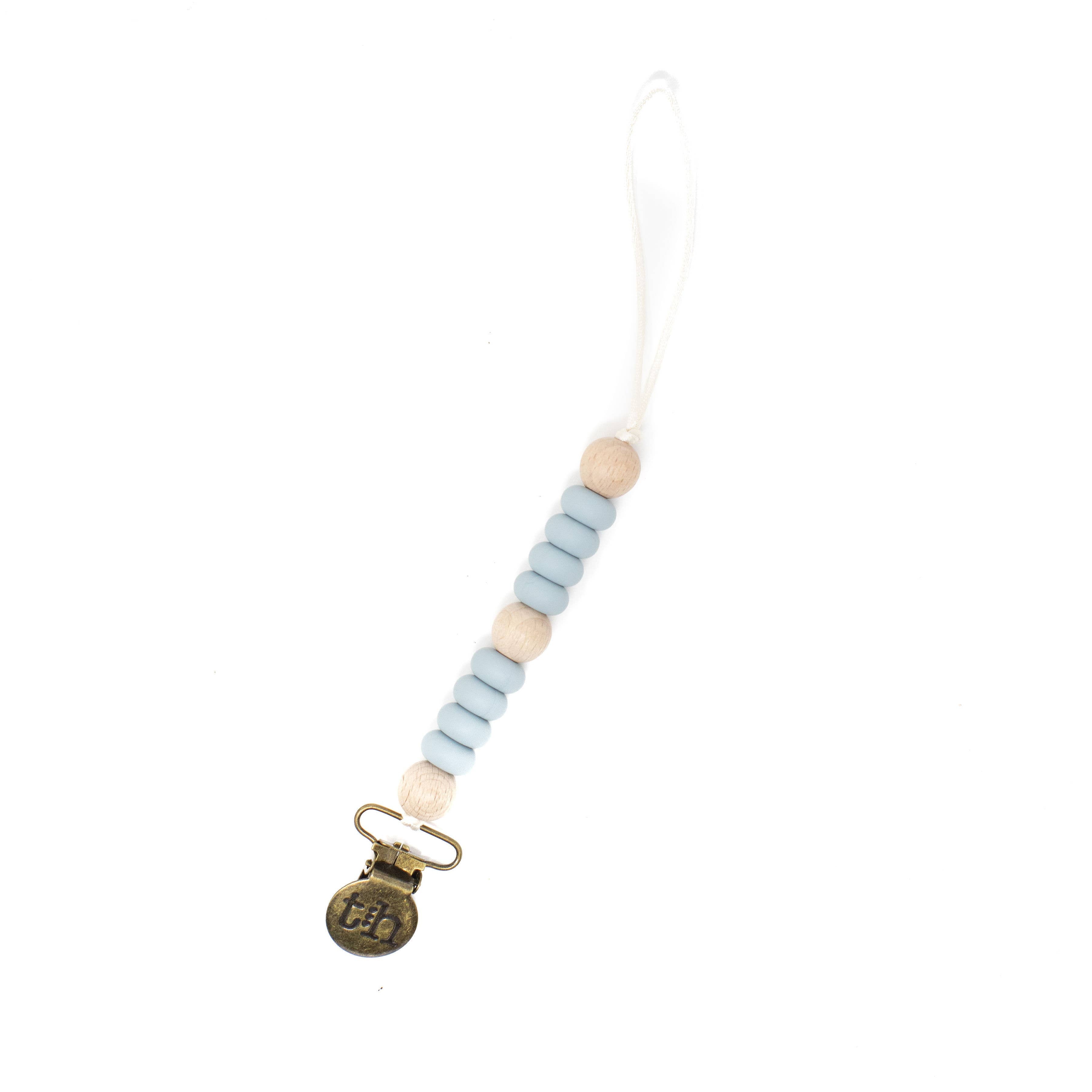 Three Hearts & Co. - LE Petite Asher Pacifier & Toy Clip - BPA Free Silicone: Clear