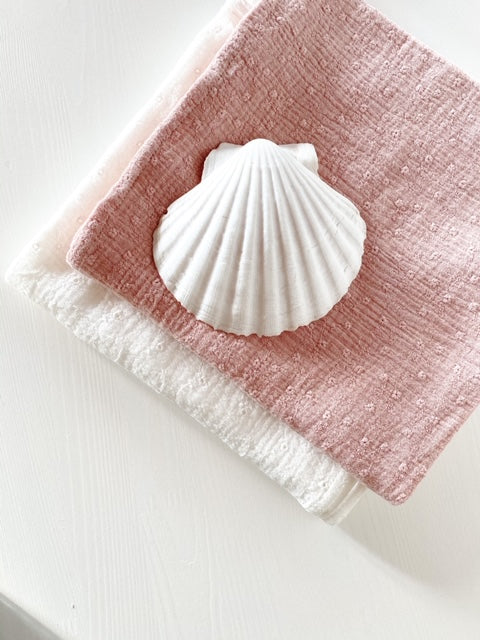 Petite Laure Dusty Pink Embroidery Flowers Baby Blanket