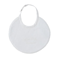 A front view of the Kipp white mon bebe baby feeding bib.