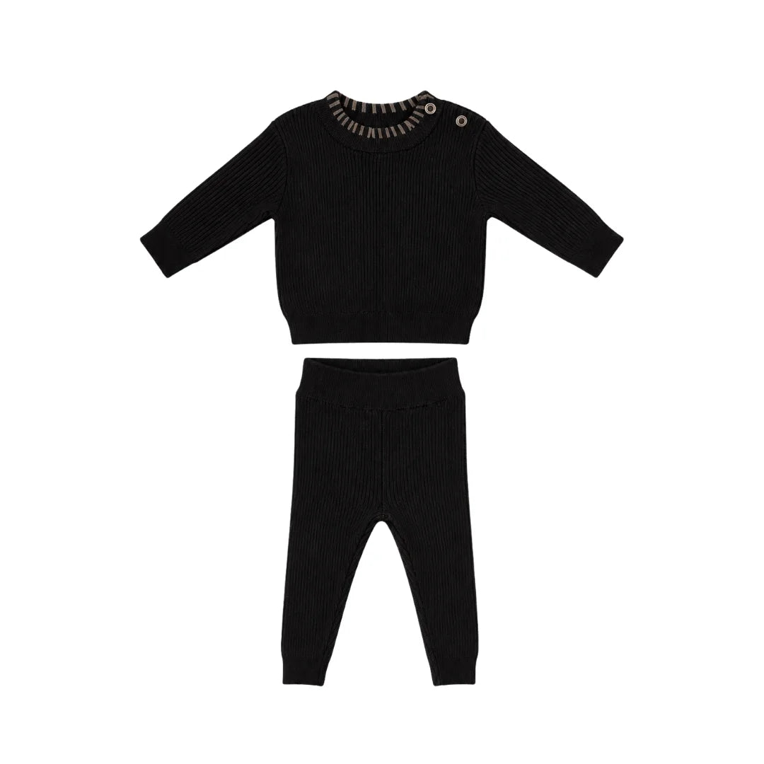 A front view of the Klai Ford rib knit set in navy.