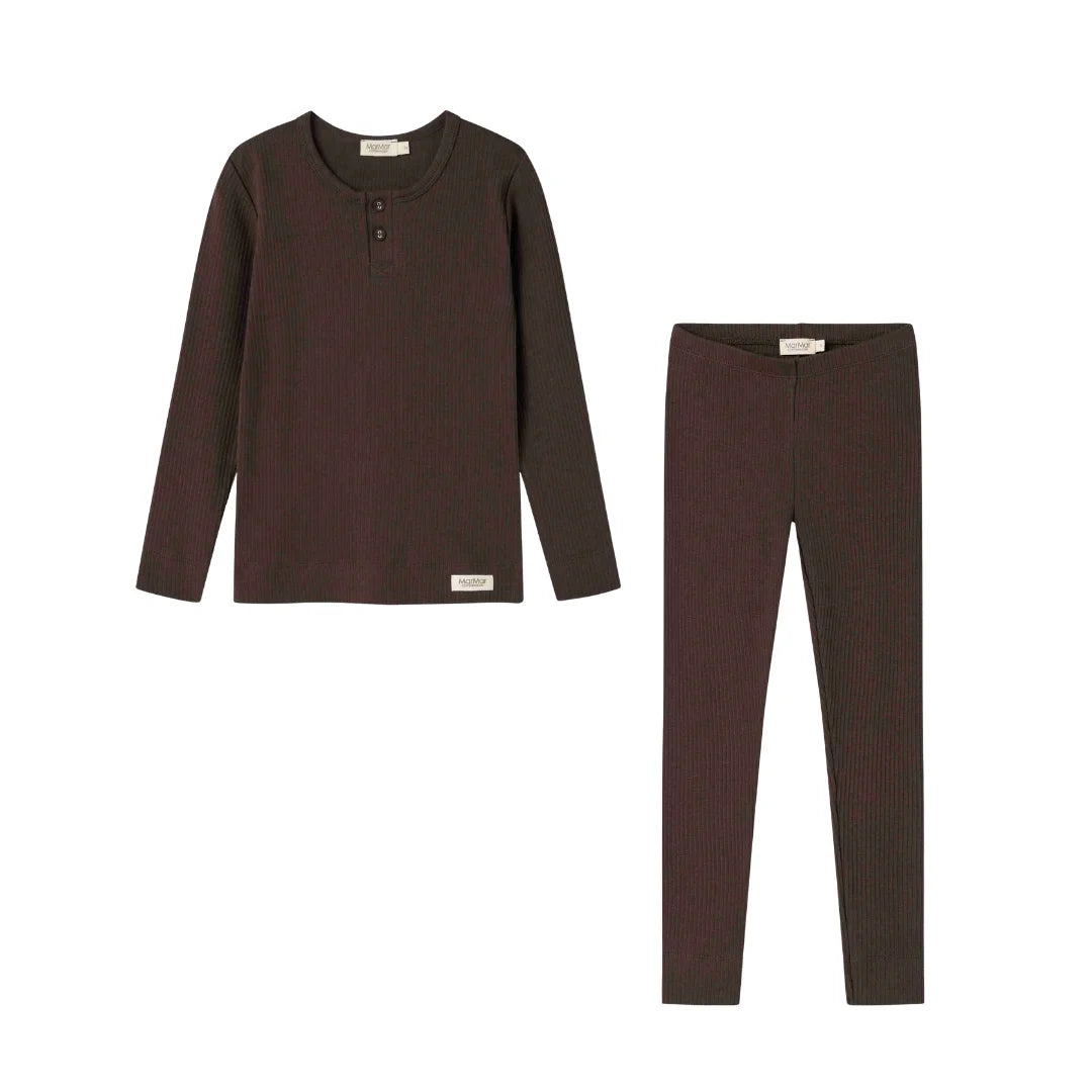 A front view of the MarMar Copenhagen rose ranaculus floral tee and legging set.
