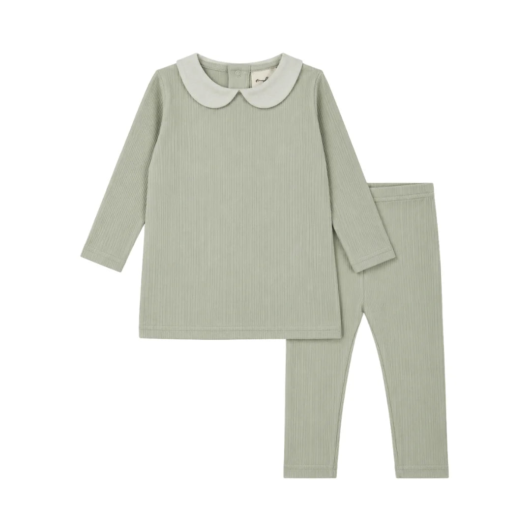 A front view of the Mema Knits mint two-piece set with printed collar.