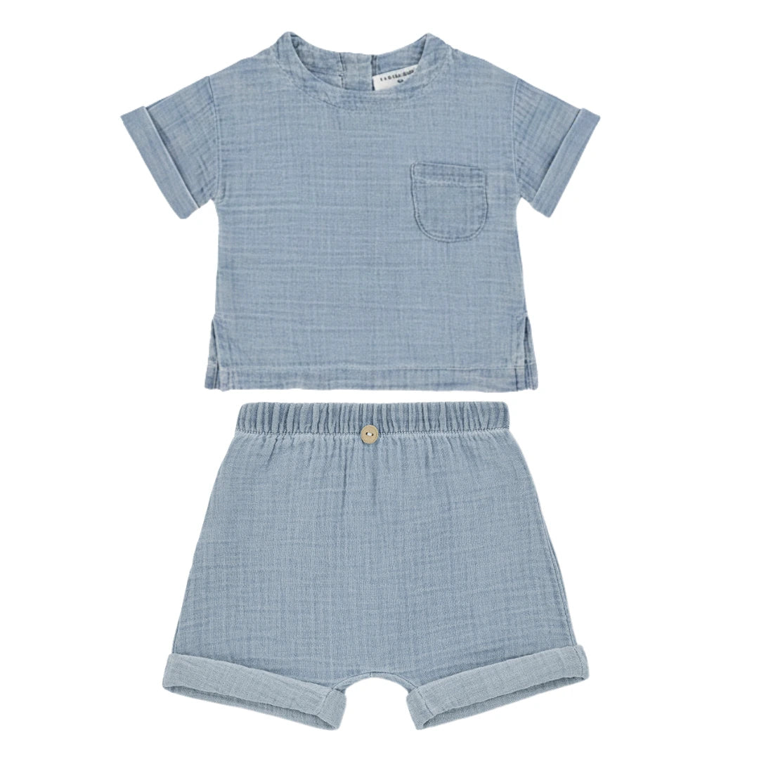 A breathtaking 1+ in the Family Rhodes Set in blue, showcasing its authoritative architectural gauze texture and refined Spanish craftsmanship.