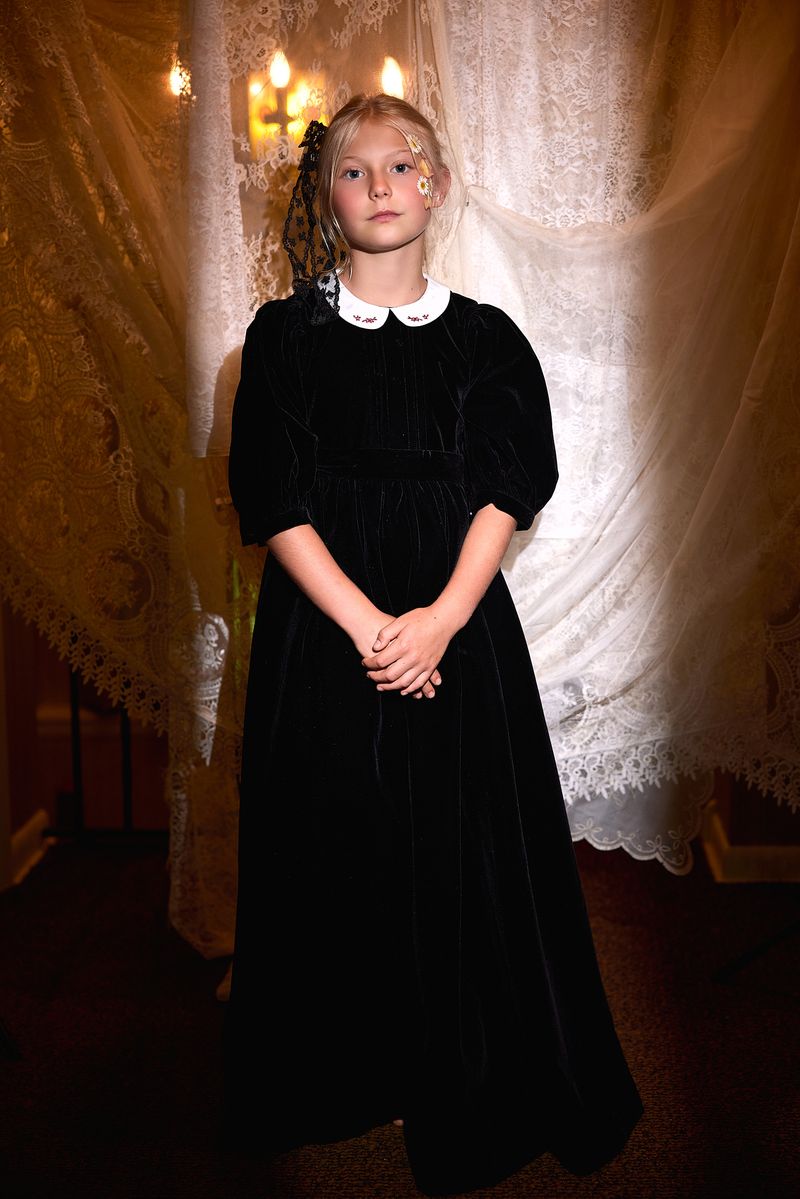 Francesca Guiliano - Velvet Embroidered Collar Gown