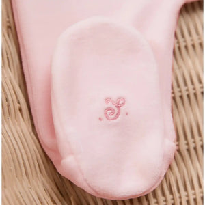 Foot detail 1