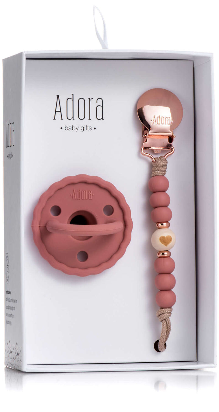 scalloped ombre pacifier clip set